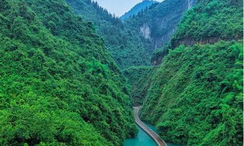 夏天去哪个地方旅游凉快_夏天去哪个地方旅